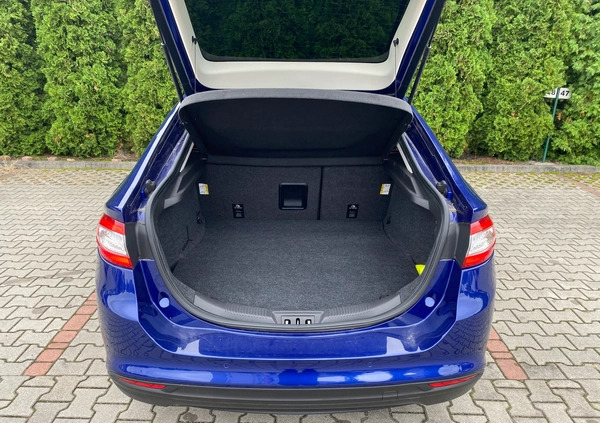 Ford Mondeo cena 66900 przebieg: 93000, rok produkcji 2017 z Chocianów małe 407